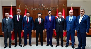 Diyarbakır Esnaf ve Sanatkarlar Bilgilendirme Toplantısı 