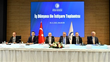 Ticaret Bakanı Mehmet Muş, Balıkesir'de ziyaretlerde bulundu