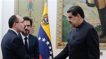 Venezuela Devlet Başkanı Maduro, Bakan Muş ve Türk Heyeti İle Bir Araya Geldi