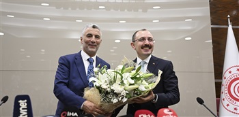 Ticaret Bakanı Ömer Bolat, Görevi Mehmet Muş'tan Devraldı
