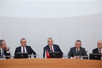 Ticaret Bakanı Bolat, Kocaeli Sanayi Odası meclis toplantısında konuştu