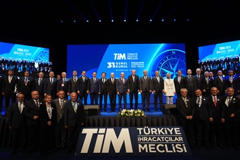 Ticaret Bakanı Bolat, "TİM 31. Genel Kurul ve İhracatın Şampiyonları Ödül Töreni"nde konuştu